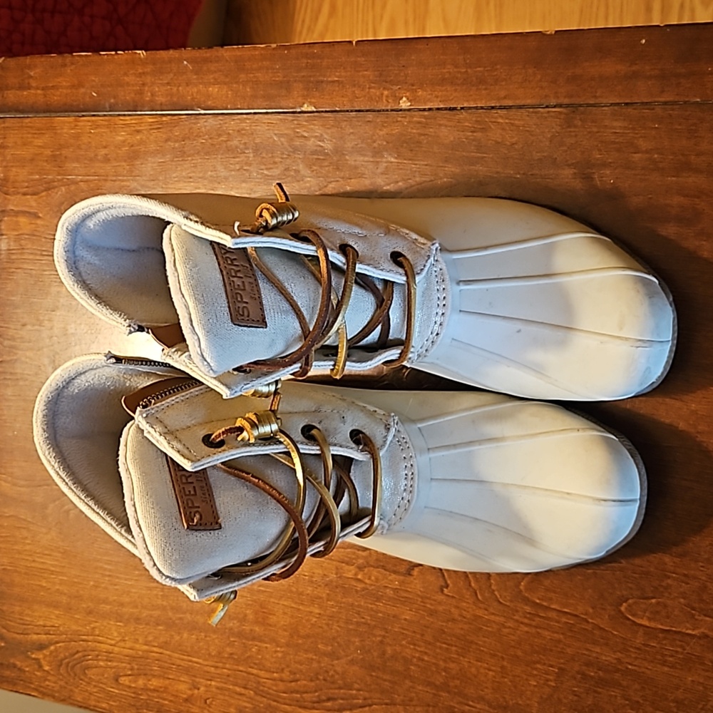 Sperry Saltwater Duck Boots Size 8
